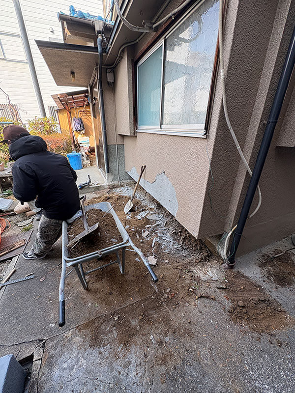 外壁の浮き割れ、捲れ