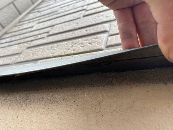 雨漏りの塗り替えサイン