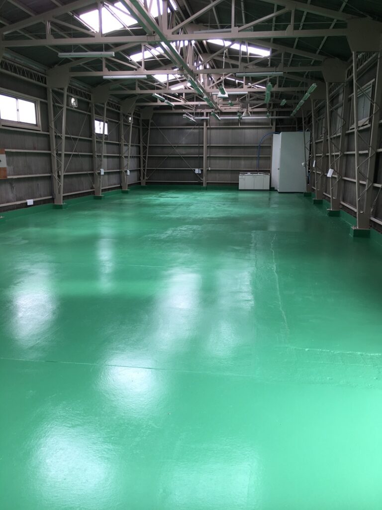 【鶴見区】土間床を防塵、防水塗装工事例（H様邸）
